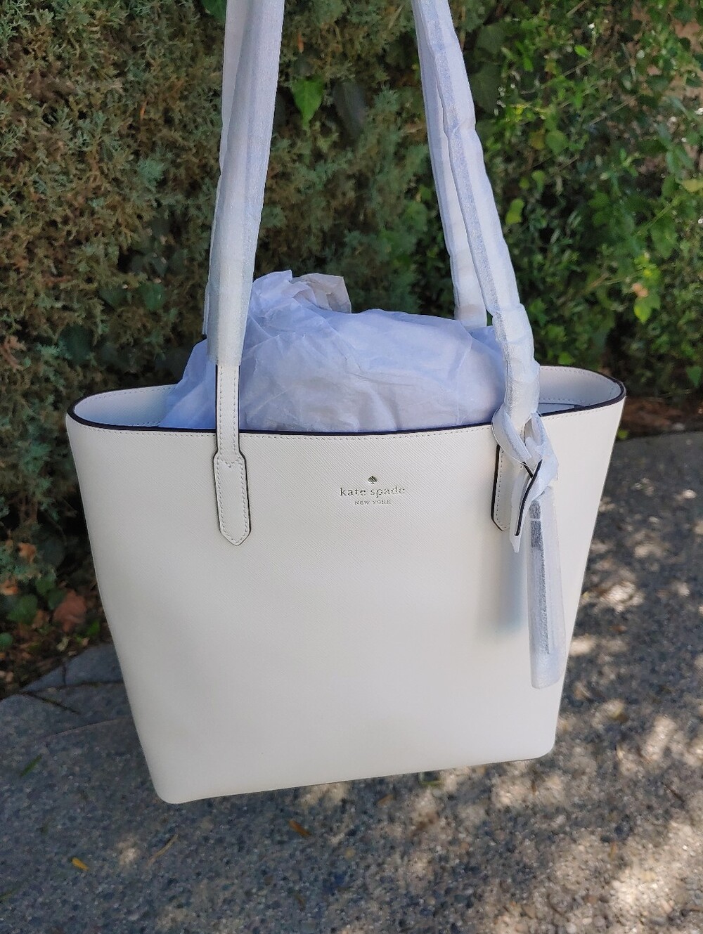 Meringue Kate Spade Jana Tote *** NWT***